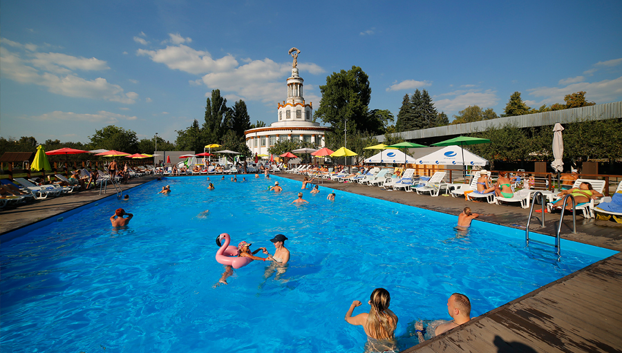 Пірс 39 - Пляжі з басейном в Києві Пирс 39 - Лучшие пляжи с бассейном в Киеве: куда поехать и сколько стоит