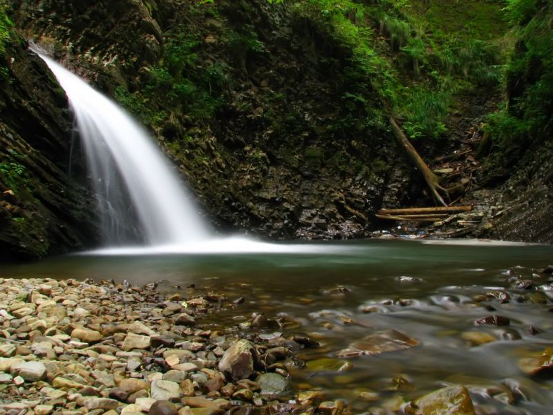 Черницький водоспад, Зелена - Все водоспади України: 40+ найкрасивіших водоспадів України (фото) Черницкий водопад, Зеленая - ТОП водопадов Украины