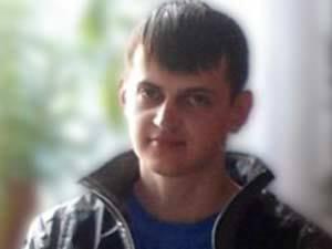 У Слов'янську з дому викрали цивільного журналіста, який вів трансляцію дій терористів. ФОТО В Славянске из дома похитили гражданского журналиста, который вел трансляцию действий террористов. ФОТО
