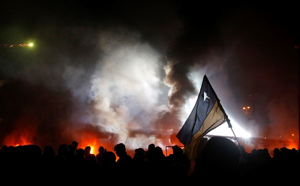 П'ятий день протистояння на Грушевського. Фото-відерепортажі 23 січня Пятый день противостояния на Грушевского. Фото-видерепортажи 23 января
