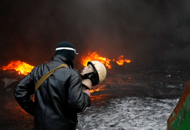 П'ятий день протистояння на Грушевського. Фото-відерепортажі 23 січня Пятый день противостояния на Грушевского. Фото-видерепортажи 23 января