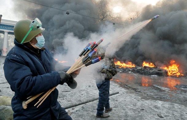 П'ятий день протистояння на Грушевського. Фото-відерепортажі 23 січня Пятый день противостояния на Грушевского. Фото-видерепортажи 23 января