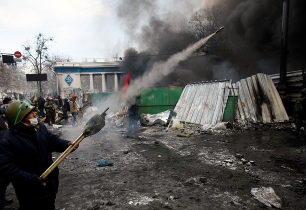 П'ятий день протистояння на Грушевського. Фото-відерепортажі 23 січня Пятый день противостояния на Грушевского. Фото-видерепортажи 23 января