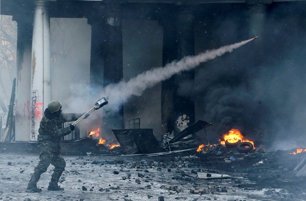 П'ятий день протистояння на Грушевського. Фото-відерепортажі 23 січня Пятый день противостояния на Грушевского. Фото-видерепортажи 23 января