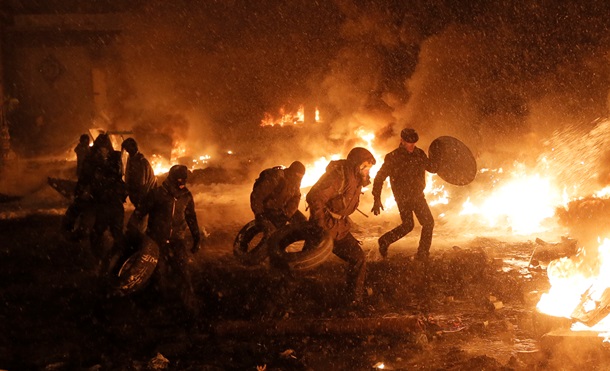 П'ятий день протистояння на Грушевського. Фото-відерепортажі 23 січня Пятый день противостояния на Грушевского. Фото-видерепортажи 23 января