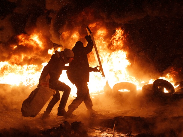 П'ятий день протистояння на Грушевського. Фото-відерепортажі 23 січня Пятый день противостояния на Грушевского. Фото-видерепортажи 23 января