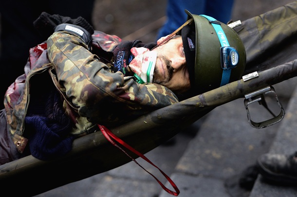 21 листопада Україна відзначає річницю початку Майдану Переваги 21 ноября Украина отмечает годовщину начала Майдана Достоинства