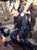 Втрати на стороні Беркута. їх госпіталізували