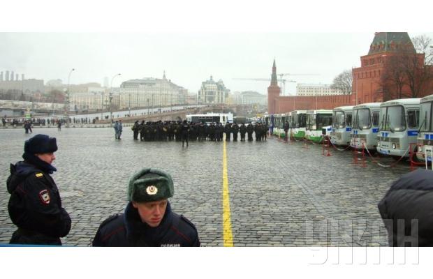 В марше памяти Бориса Немцова в Москве приняли участие более 50 тысяч человек. ФОТОрепортаж
