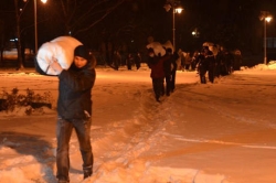 Ровно: активисты штурмуют ОГА и возводят баррикады. ФОТОрепортаж + ВІДЕО