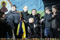 Фото Тимошенко на Майдані 22.02.2014
