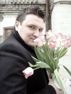Захисник луганських Ровеньків від «бандерівців» працює цирюльником (гомиком) в Києві