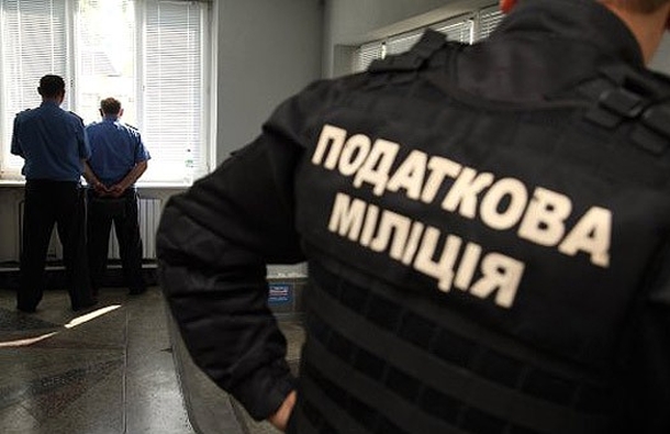 Податкова викрила тіньові схеми Курченко на 1 мільярд Налоговая раскрыла теневые схемы Курченко на 1 миллиард