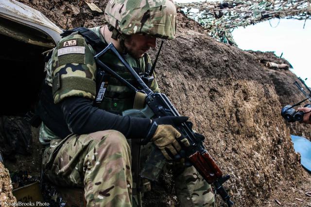 Війна, особи, ситуації: американський фотограф оприлюднив кадри з передової в Широкино. ФОТОрепортаж Война, лица, ситуации: американский фотограф обнародовал кадры с передовой в Широкино. ФОТОрепортаж