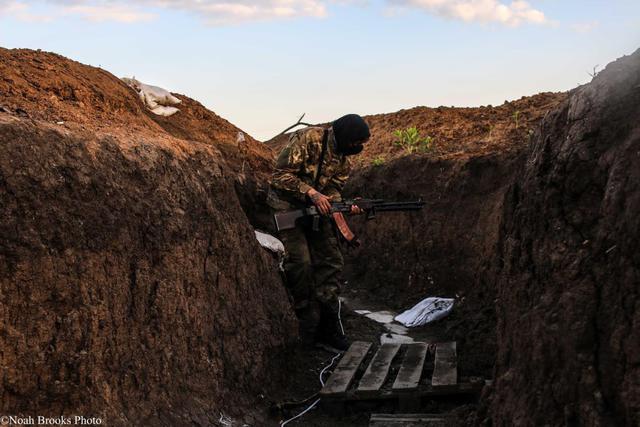 Війна, особи, ситуації: американський фотограф оприлюднив кадри з передової в Широкино. ФОТОрепортаж Война, лица, ситуации: американский фотограф обнародовал кадры с передовой в Широкино. ФОТОрепортаж