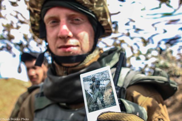 Війна, особи, ситуації: американський фотограф оприлюднив кадри з передової в Широкино. ФОТОрепортаж Война, лица, ситуации: американский фотограф обнародовал кадры с передовой в Широкино. ФОТОрепортаж