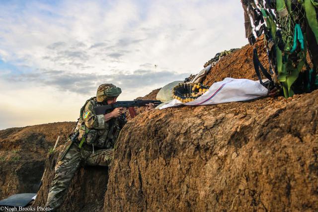 Війна, особи, ситуації: американський фотограф оприлюднив кадри з передової в Широкино. ФОТОрепортаж Война, лица, ситуации: американский фотограф обнародовал кадры с передовой в Широкино. ФОТОрепортаж