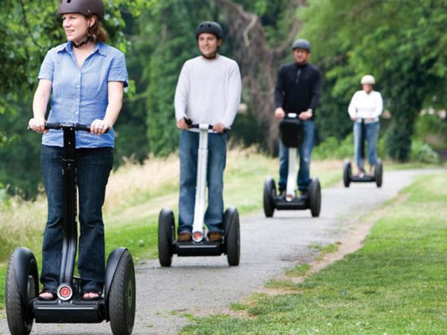 Segway - електросамокат або електроскутер