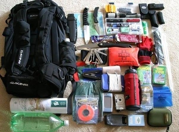 Что нужно иметь при себе на случай войны или Экстренная чемоданчик